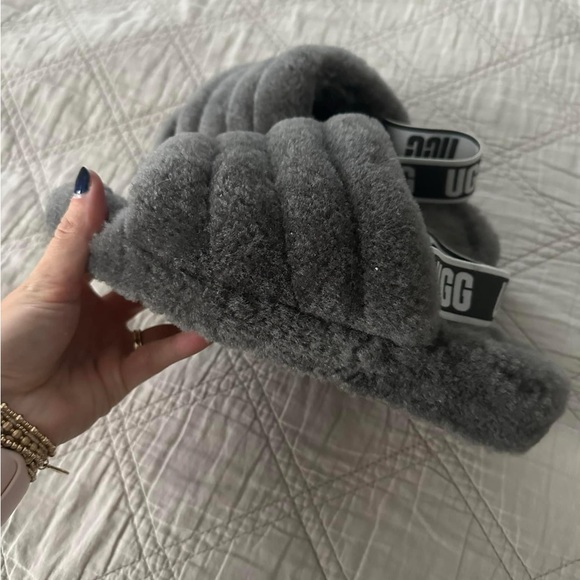 Ugg Fluff Yeah slides - Picture 4 of 4